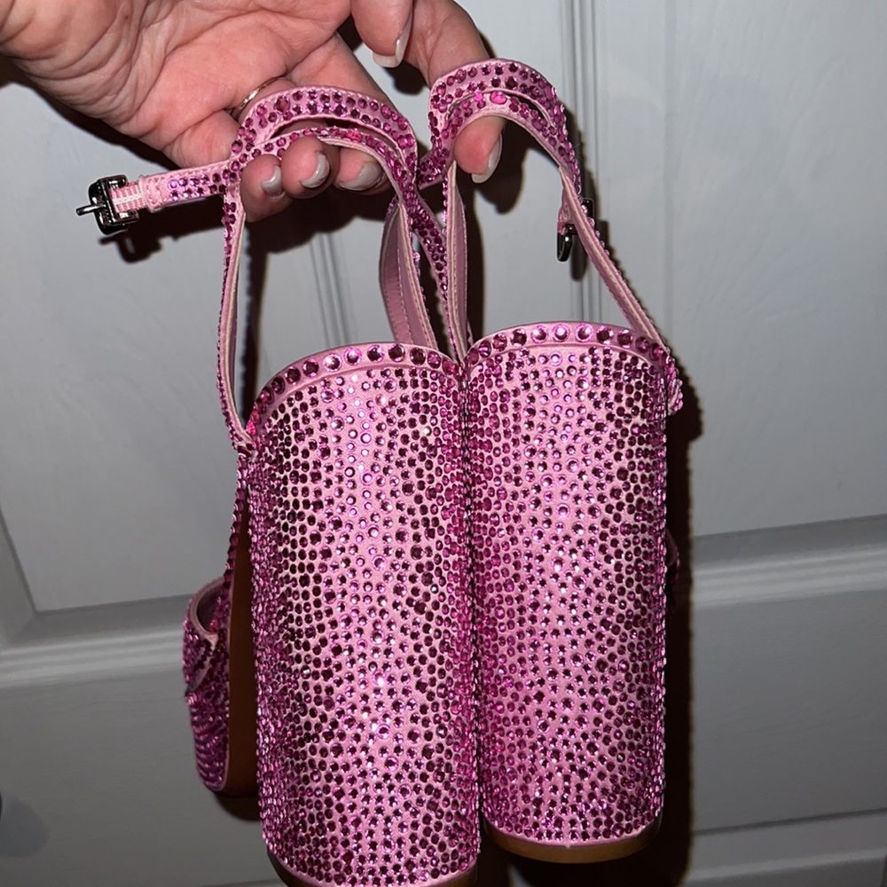 GORGEOUS Gianni Bini rhinestone pink platform heels - Picture 10 of 13